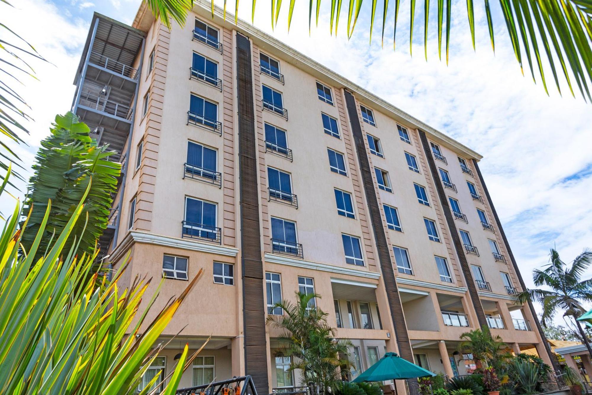 Three Steers Hotel Meru Exterior photo
